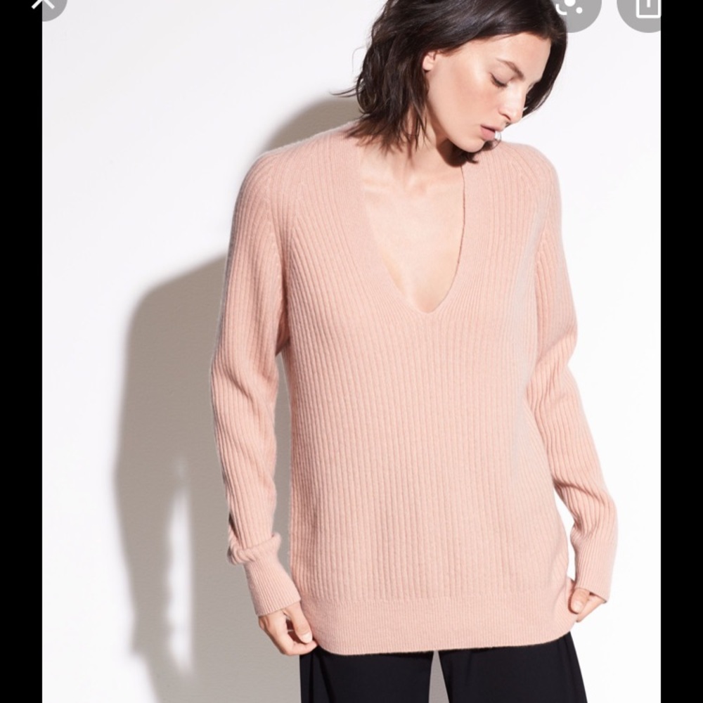 Vince light pink cashmere will blend sweater